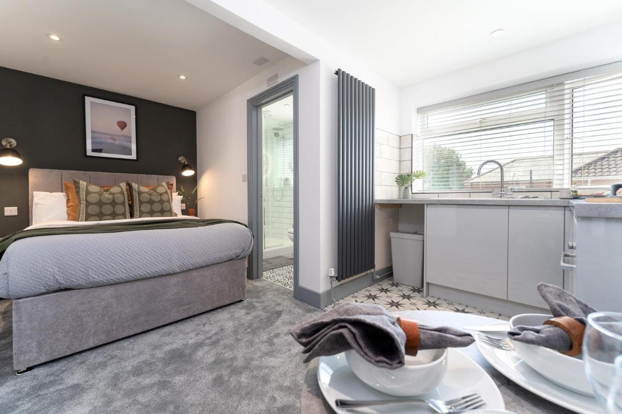 סאות'המפטון The Madison - Premium Self Check-In Studios & Apartments מראה חיצוני תמונה